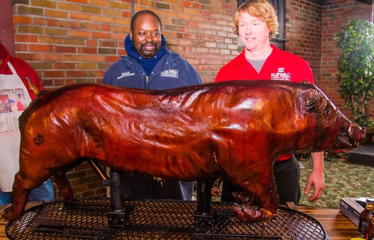 how-to-smoke-a-75-pound-pig