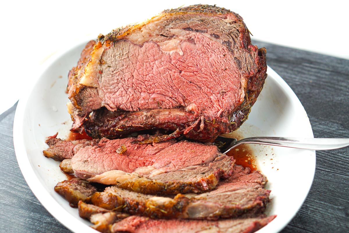 how-to-smoke-beef-roast-in-a-gas-smoker