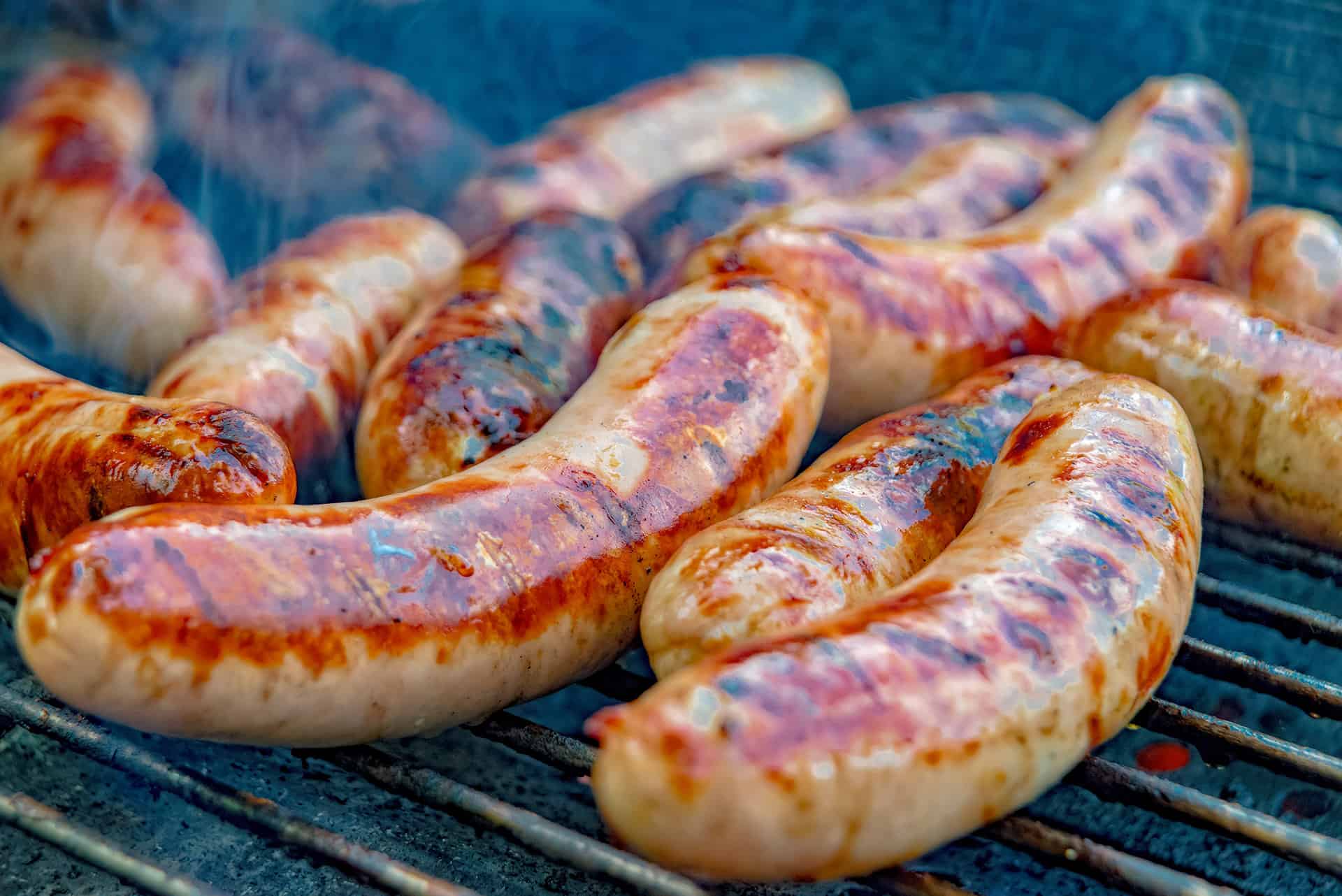 how-to-smoke-brats-in-an-electric-smoker