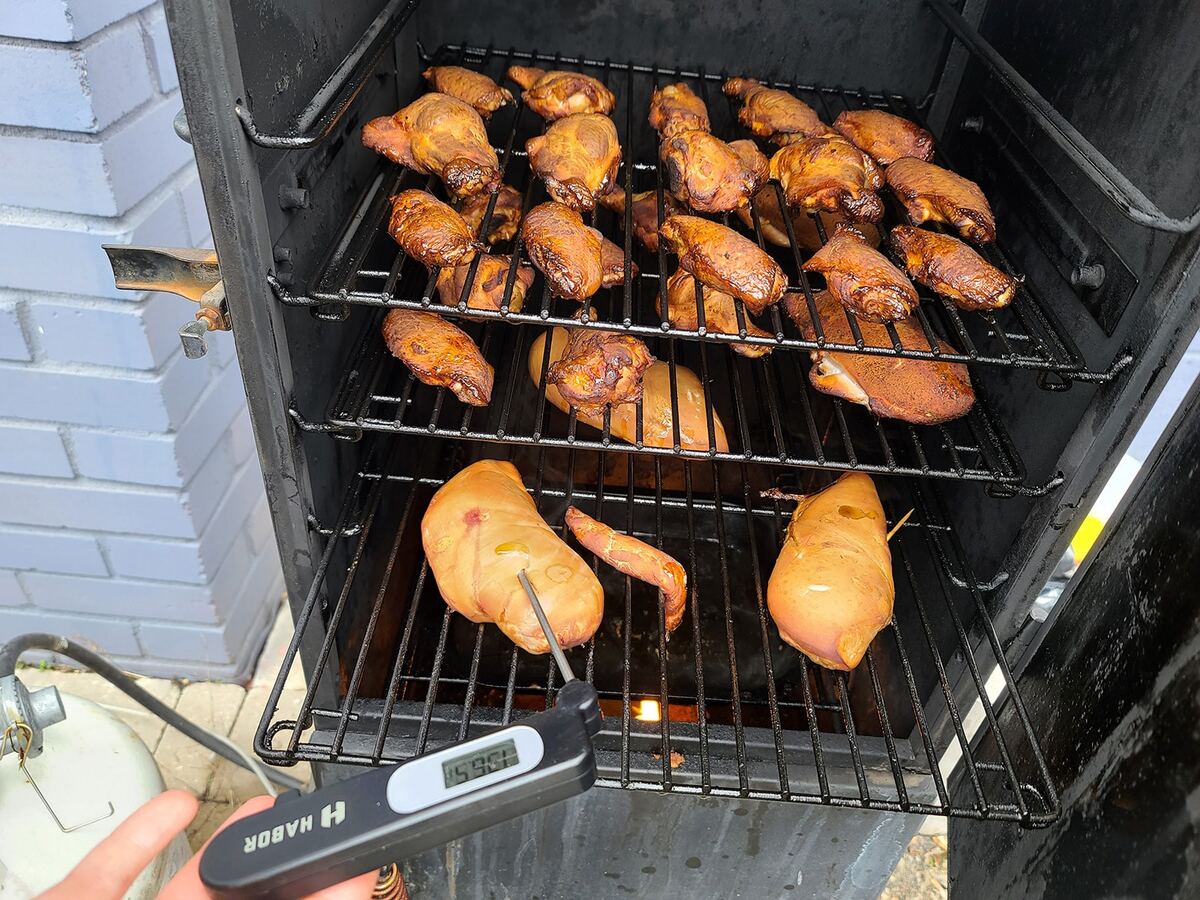 how-to-smoke-chicken-on-a-masterbuilt-electric-smoker