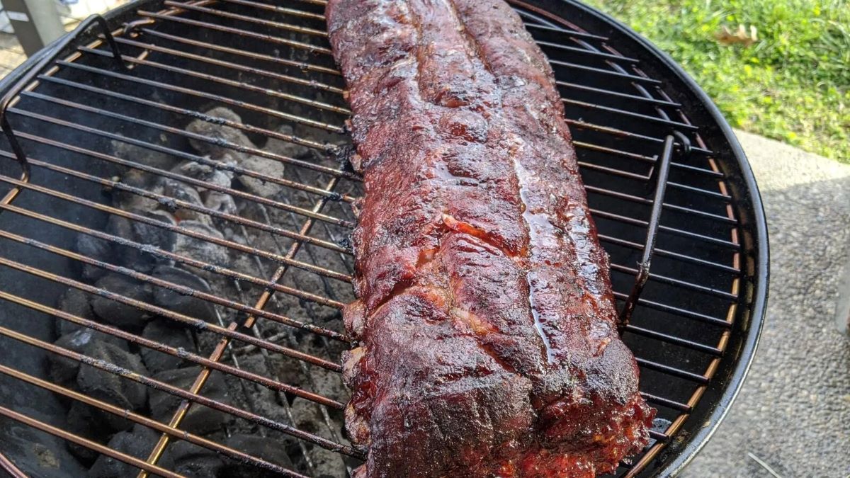 how-to-smoke-ribs-on-a-regular-grill