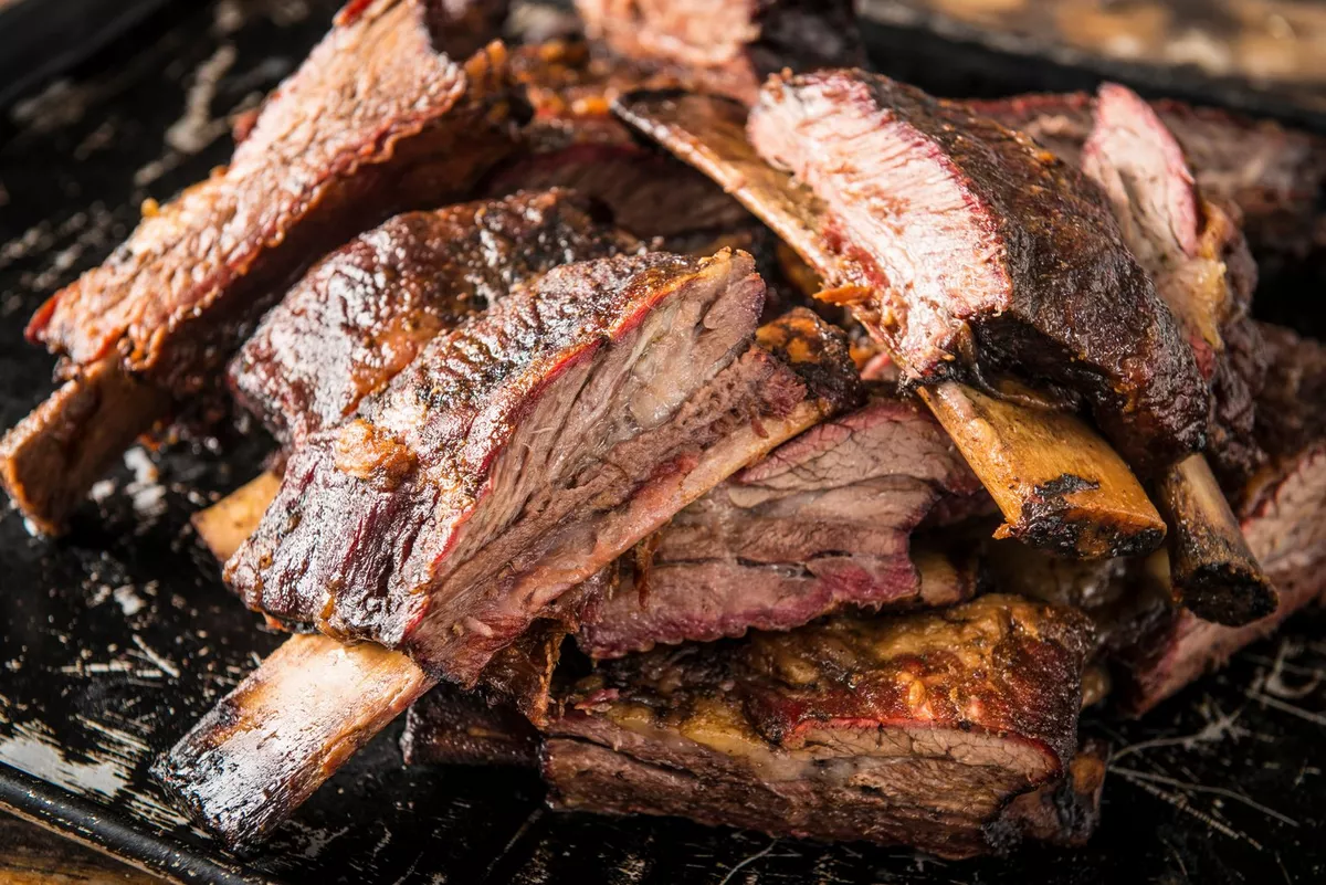 how-to-smoke-ribs-on-the-traeger