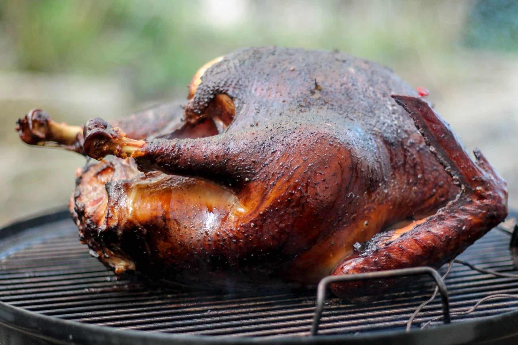 how-to-smoke-turkey-in-a-brinkmann-charcoal-water-smoker