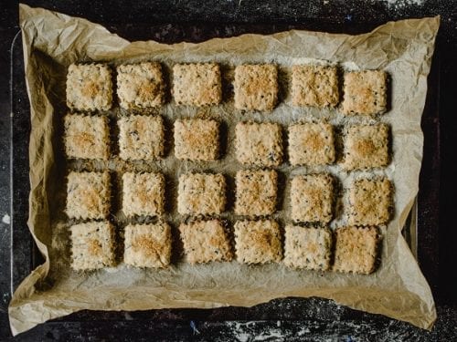 garlic-parmesan-biscuits-recipe