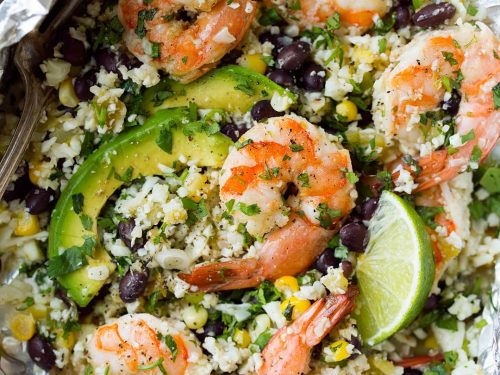 cilantro lime shrimp and cauliflower "rice" foil packs recipe