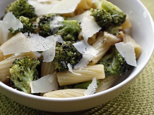 pasta with roasted broccoli, garlic and oil recipe