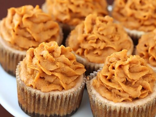 cinnamon mini-cheesecakes with pumpkin pie frosting recipe