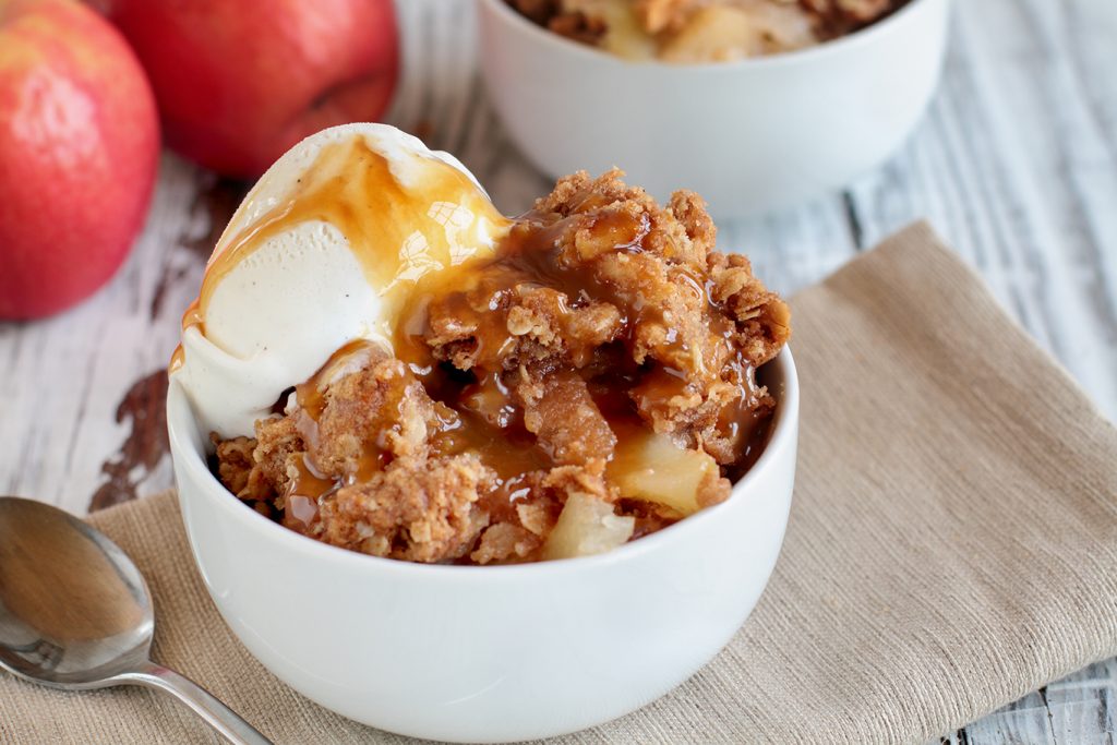 delicious apple crumble