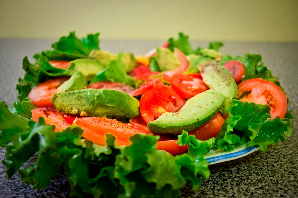 healthy citrus avocado salad