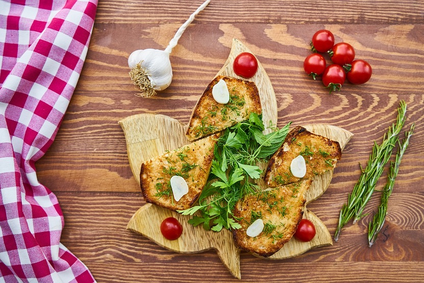 garlicky italian bread