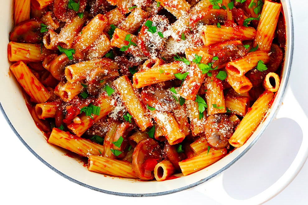 rigatoni with mushrooms, rosemary and parmesan