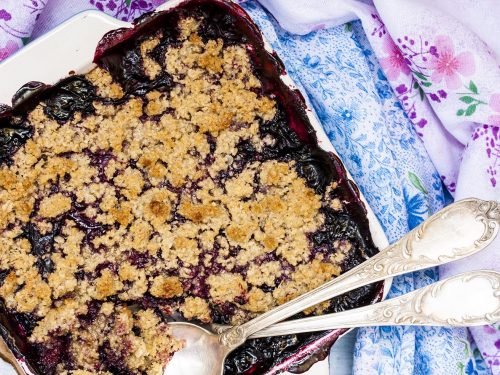 tasteful blackberry cobbler