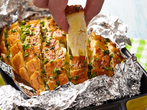 cheesy onion garlic bread