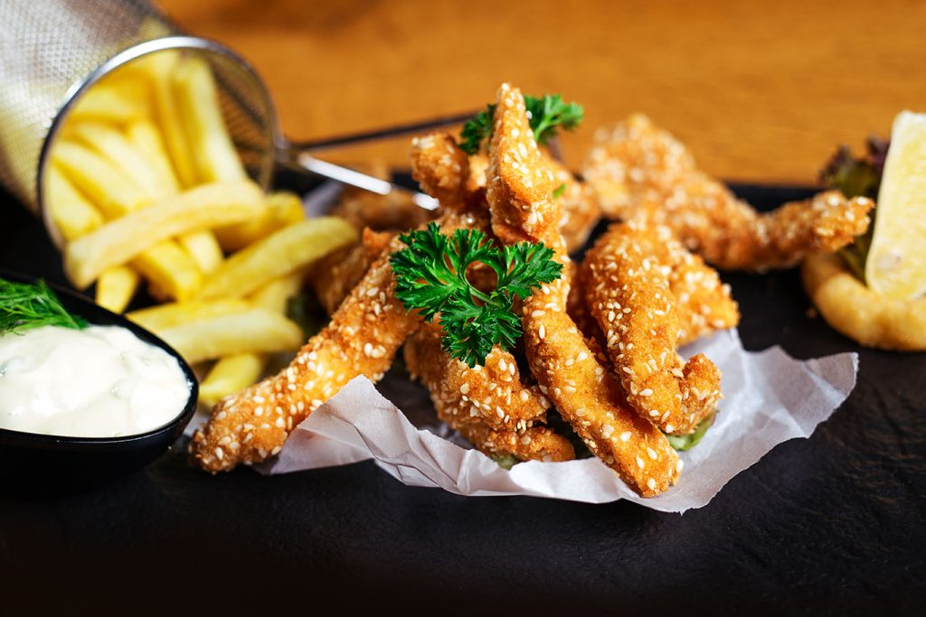 crispy garlic chicken and sweet chilli mayo