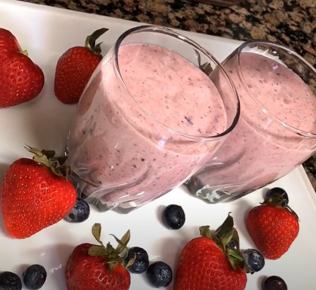 strawberry blueberry smoothie recipe