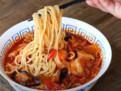 prawn and mussel soup with rice noodles recipe