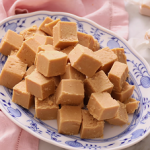 2-ingredient peanut butter fudge recipe