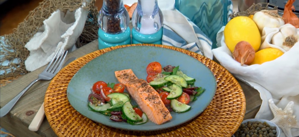 poached salmon with cucumber raita recipe