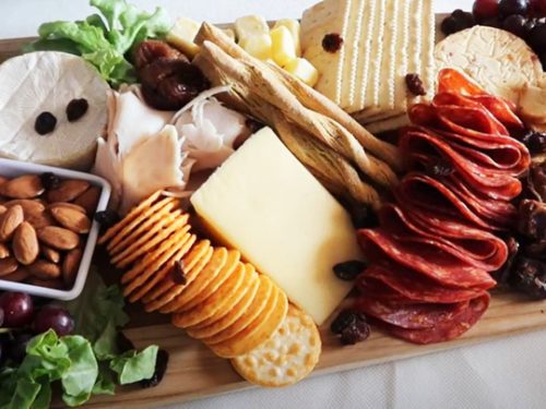 holiday cheese board recipe