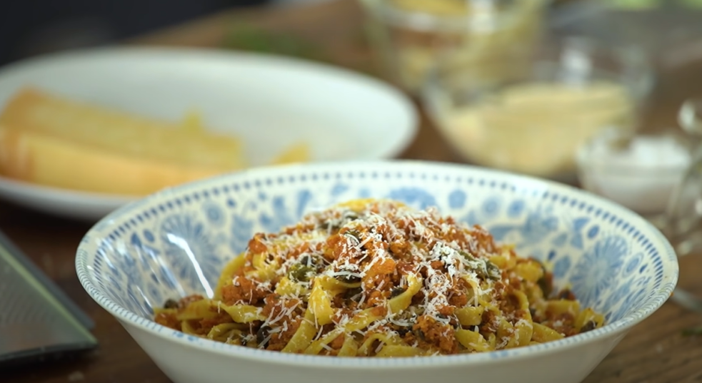 5 minute sun dried tomato pesto pasta recipe