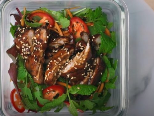 green-chile chicken thighs with arugula salad recipe