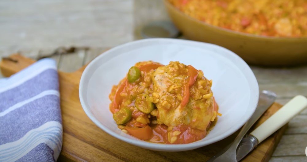 classic arroz con pollo recipe