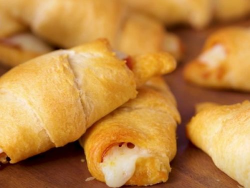 pepperoni pizza crescent rolls recipe