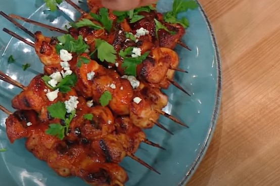 honey, lime & sriracha chicken skewers recipe