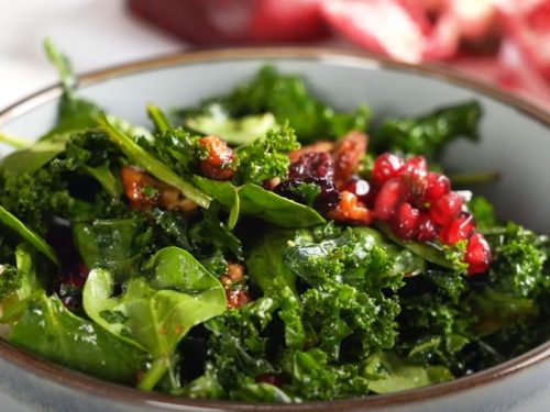 arugula with pomegranates, blue cheese and pistachios recipe