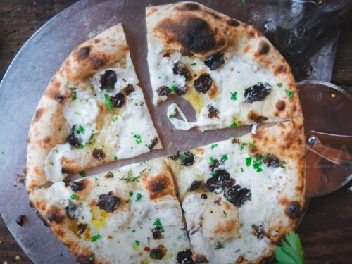 pizza bianca with truffle oil recipe