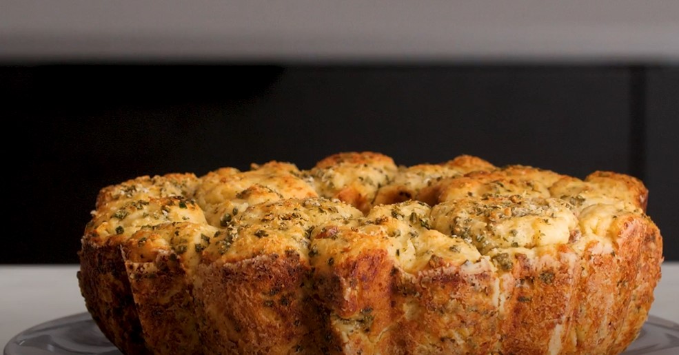 cheesy bacon ranch bread recipe