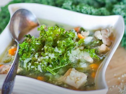 slow cooker quinoa, chicken and kale soup recipe