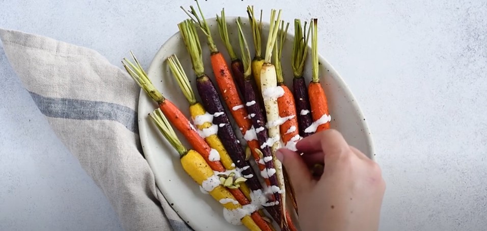 za’atar roasted carrots and chickpeas bowls recipe