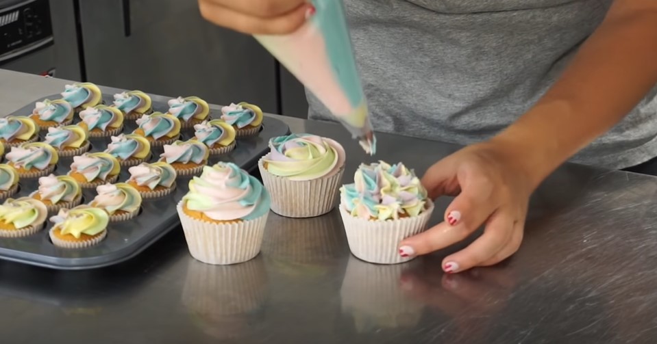 ombré spice cupcakes recipe