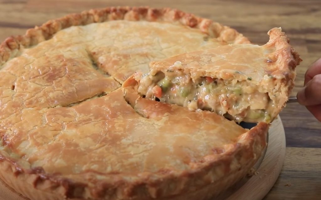 Traditional Homemade Chicken Pot Pie Recipe