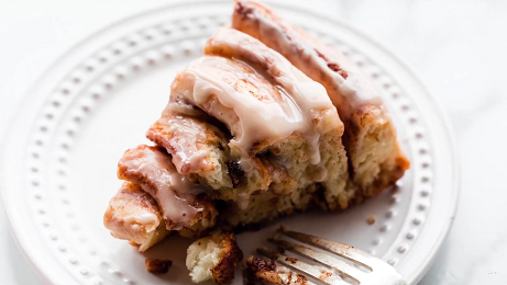 giant cinnamon roll cake recipe