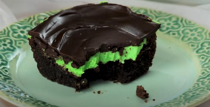 Mint Chocolate Chip Cake Recipe