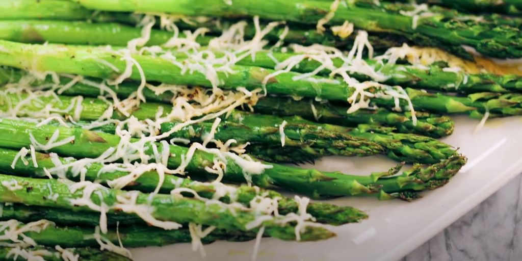 Parmesan Garlic Grilled Asparagus Recipe