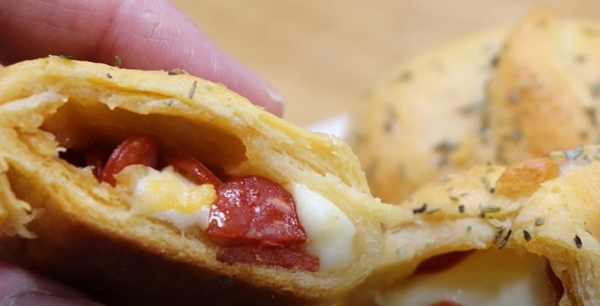 Pizza Roll Ups Recipe