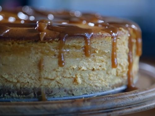 Pumpkin Cheesecake with Caramel Sauce Recipe