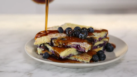 sheet pan lemon blueberry pancakes recipe