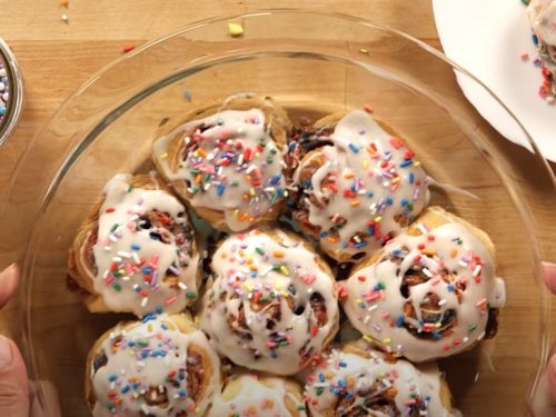 cake batter cinnamon rolls recipe