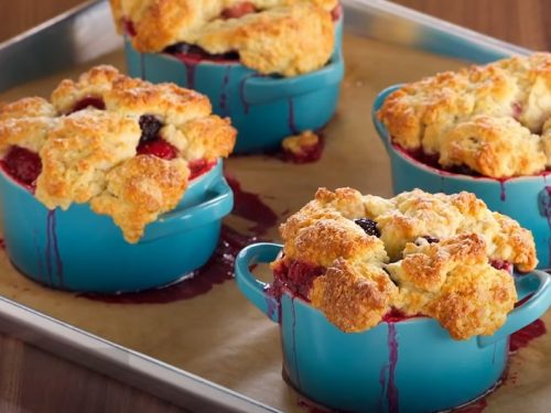 blackberry and blueberry cobbler recipe