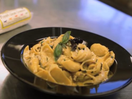 goat cheese pasta, broccoli, and pine nuts recipe