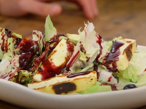 spinach berry salad with blackberry-balsamic vinaigrette recipe