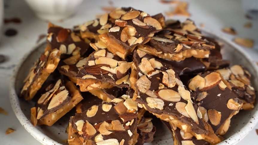 almond roca recipe (brown and haley copycat)