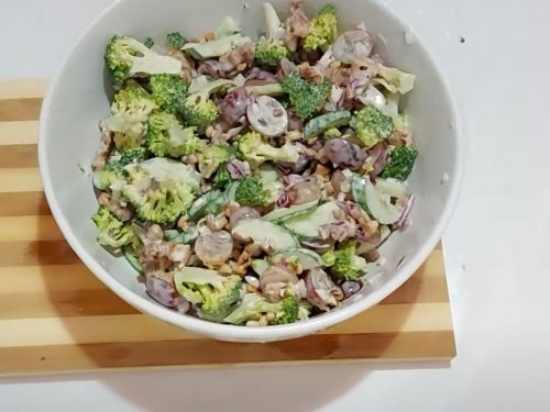 Broccoli Grape Salad Recipe