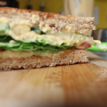 green hummus sandwich recipe