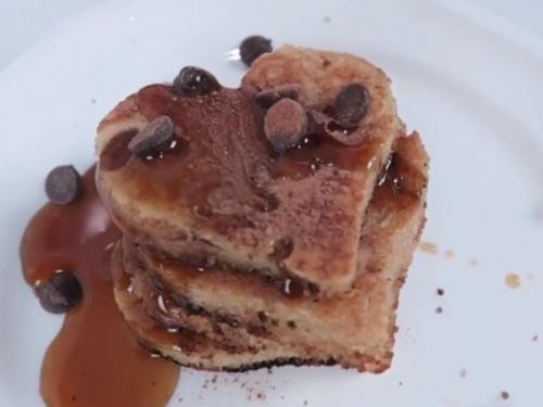 heart-shaped chocolate chip banana pancakes recipe