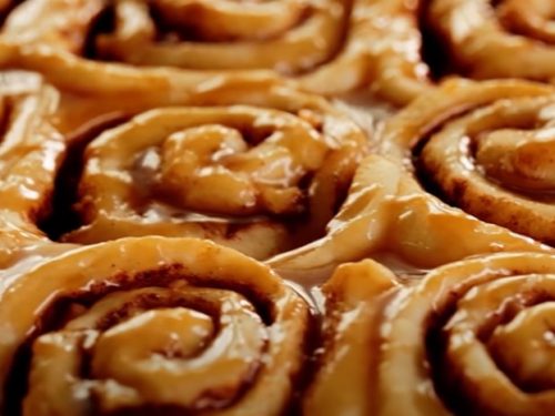 easy apple pie cinnamon rolls recipe